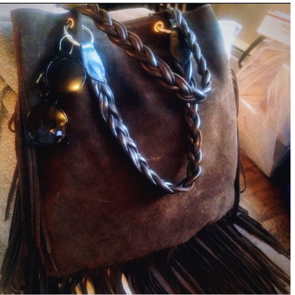 D2 Handbags - 🍒NWOT D2-Large Fringed Suede Shoulder Bag